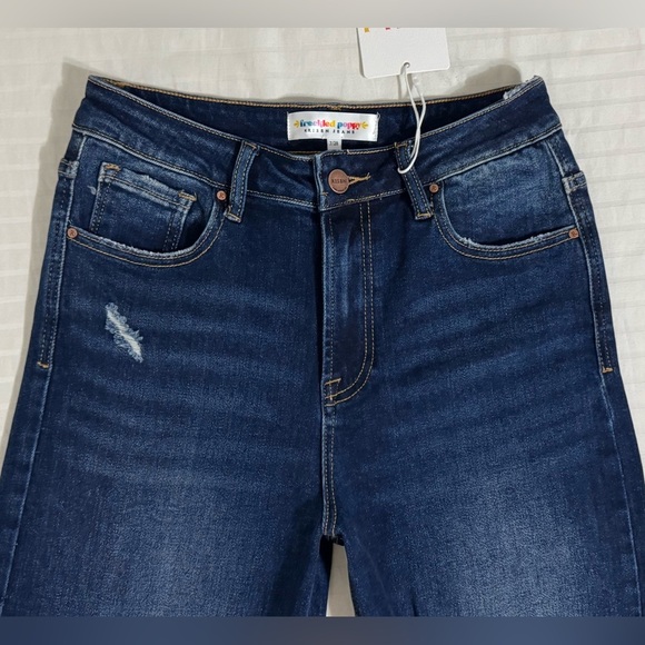 SOLD - Picture 3 of 14